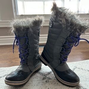 SOREL Women's Joan Of Arctic Waterproof Boots Size 6.5